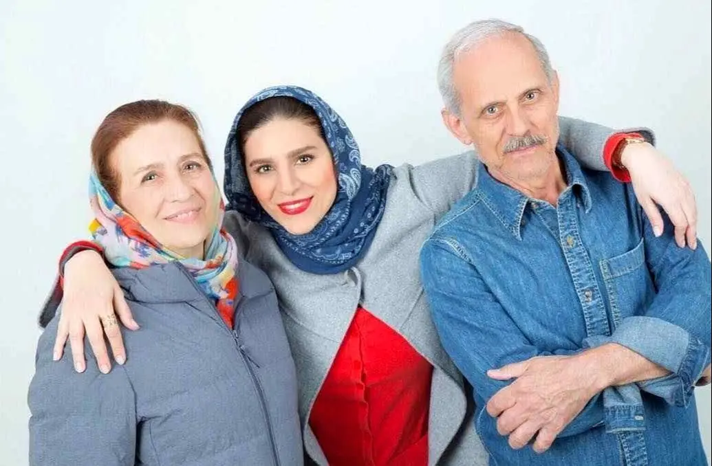 مادر سحر دولتشاهی