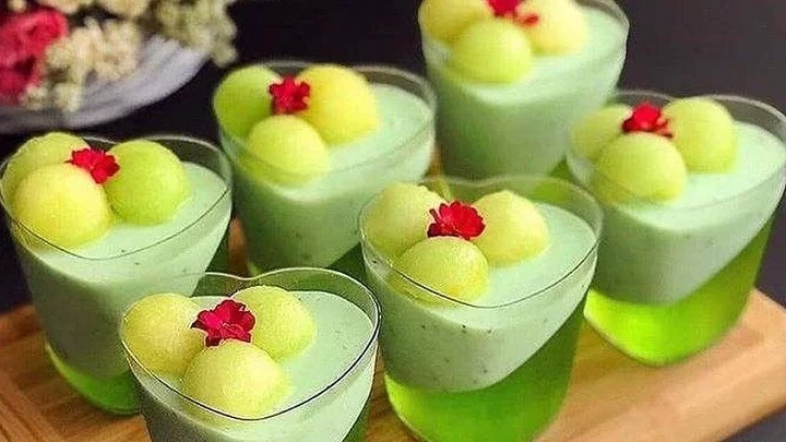 طرز تهیه موس طالبی: دسری خنک و خوشمزه برای روزهای گرم تابستان
