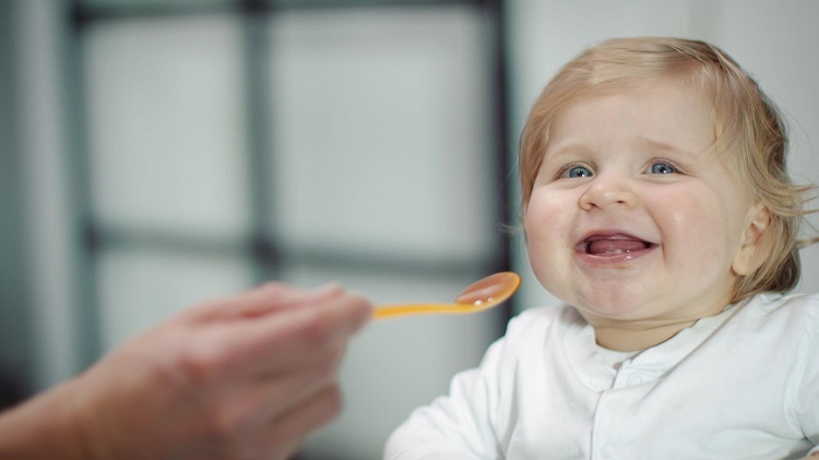 2017_03_listicle_5_tips_for_introducing_protein_to_your_baby_still-e4f769de692d4dc385a8a2691668c393