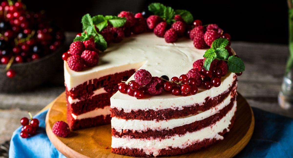 بهترین رسپی کیک ردولوت برای ولنتاین!