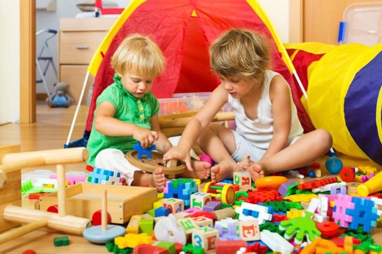چگونه اسباب بازی خوب و مناسب برای کودک 3 تا 5 ساله انتخاب کنیم؟