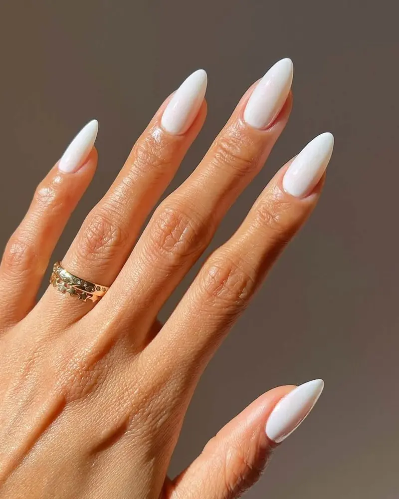 milky%20white%20nails%20by%20overglowedit