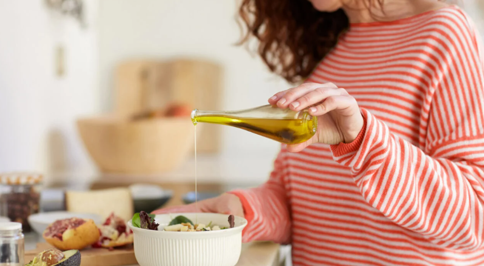 Female_Stripes_Olive_Oil_1296x728_header_1296x729_jpg_1296×729_10