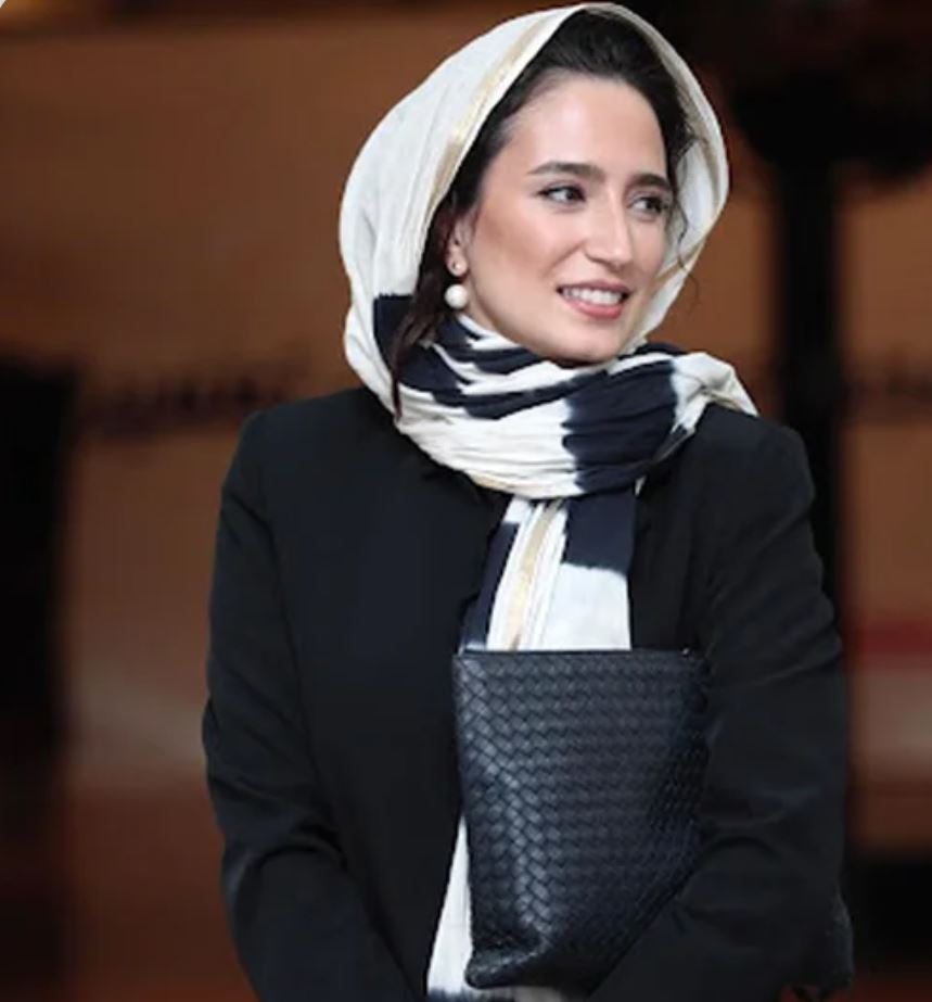 نگار جواهریان 