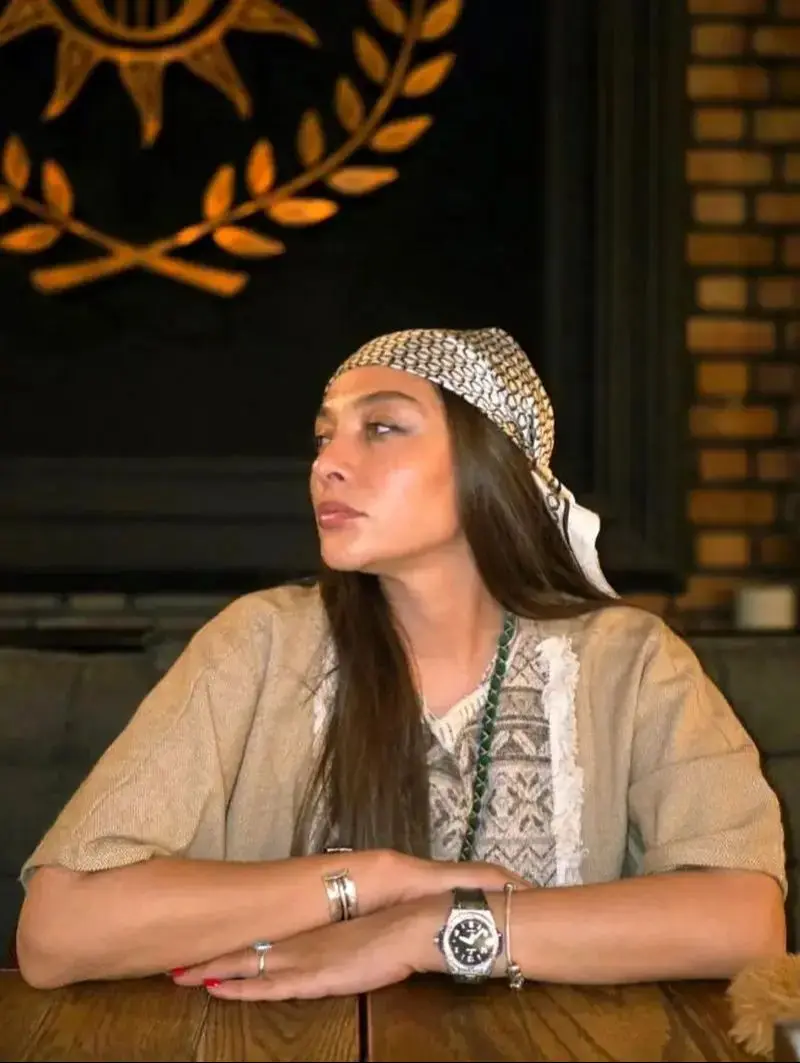 آناهیتا درگاهی