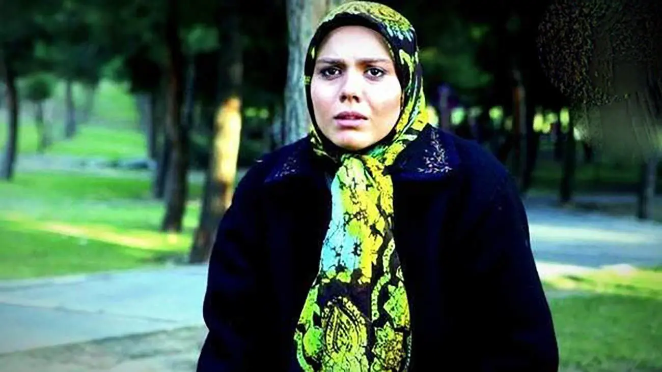 آزاده زارعی