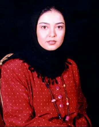  رزیتا غفاری 