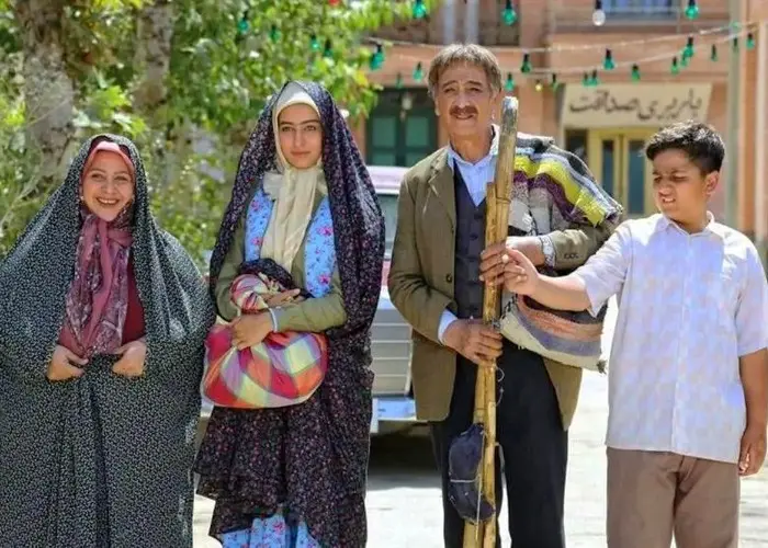 مه لقا مینوش زاد در حکایت های کمال