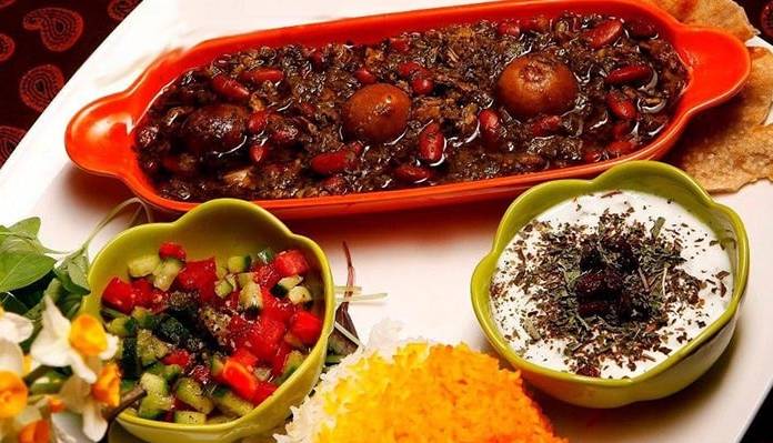 طرز تهیه خورش قرمه سبزی با گوشت قلقلی، جدید و خوشمزه