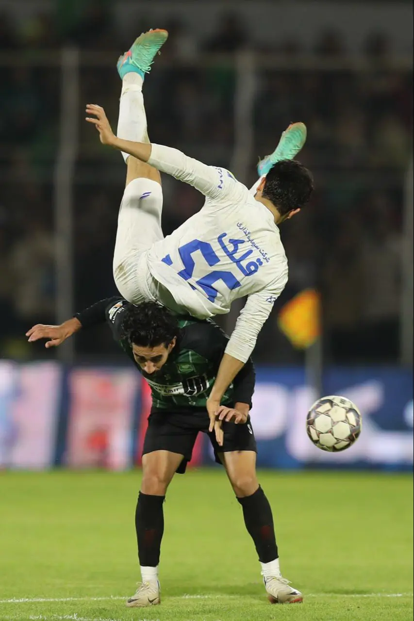 استقلال/خیبر