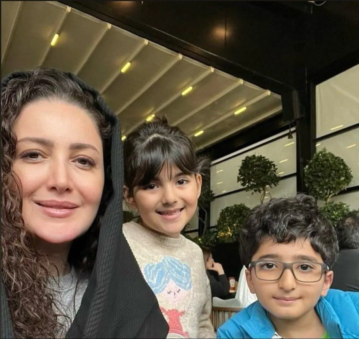 شیلا خداداد 