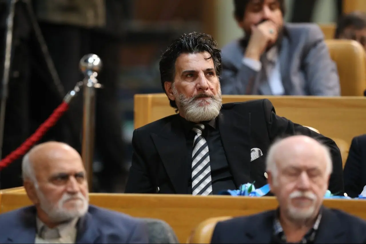 شاهرخ بیانی