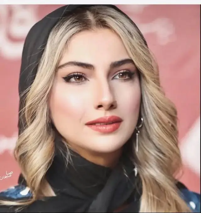  محیا دهقانی