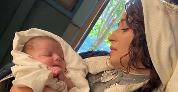 نگار جواهریان