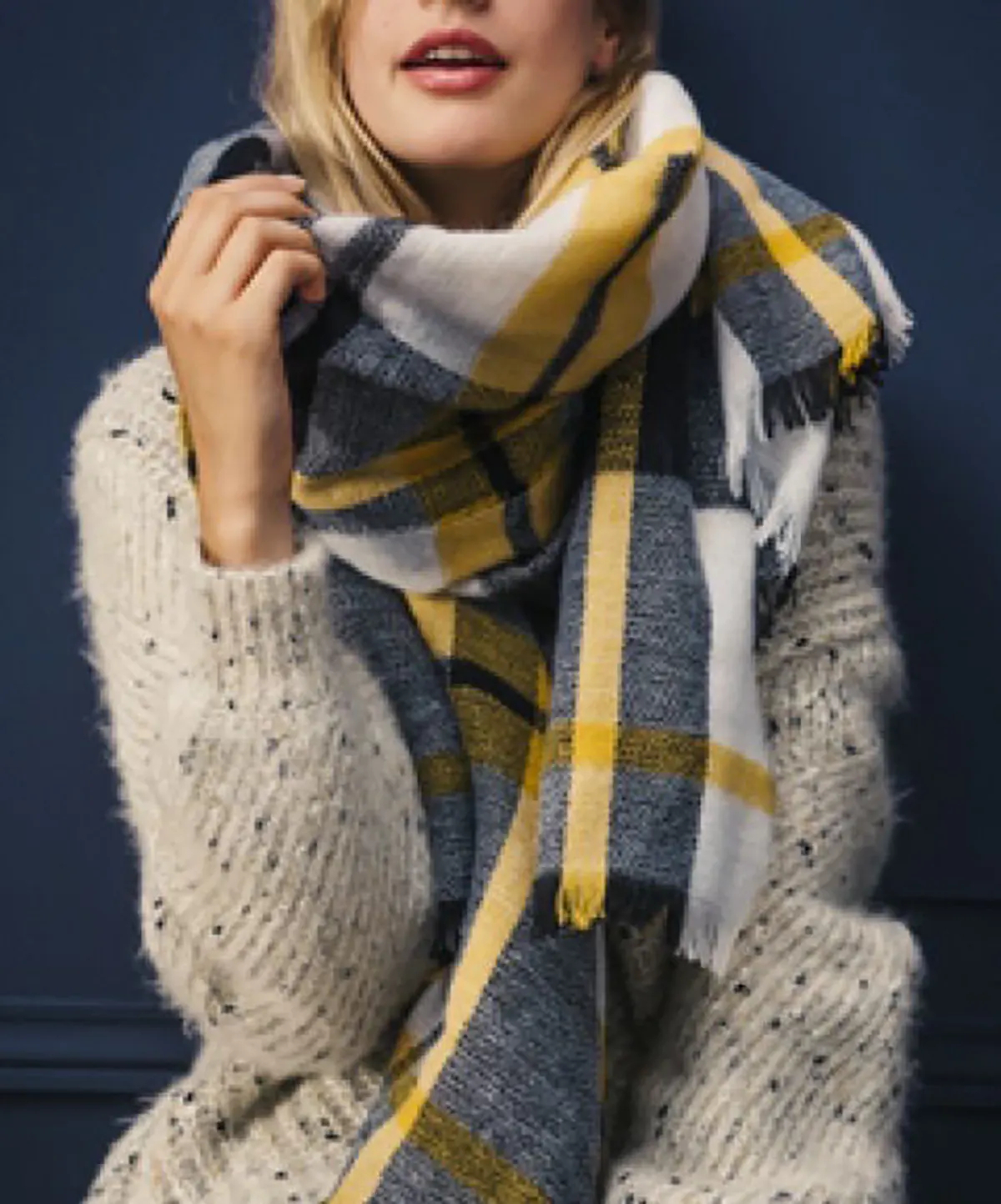 شال گردن زنانه بافتنی
