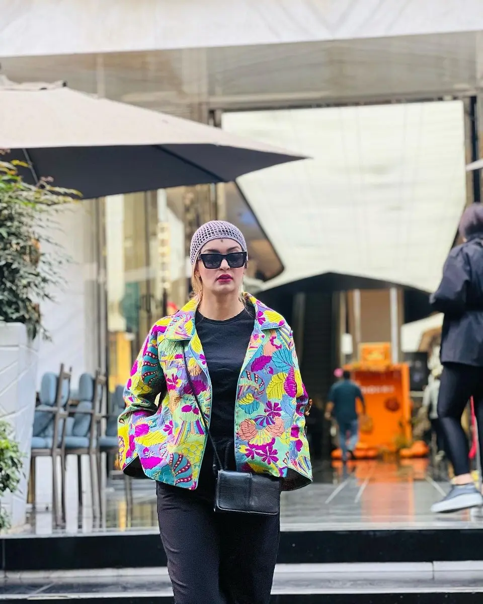 نیلوفر پارسا