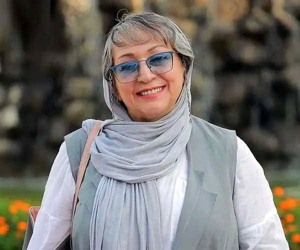 مریم سعادت