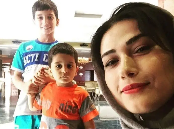 لادن مستوفی