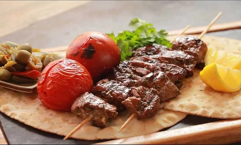 طرز تهیه کباب ترش خوشمزه و اصیل ایرانی!