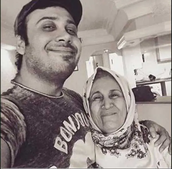 محسن چاوشی