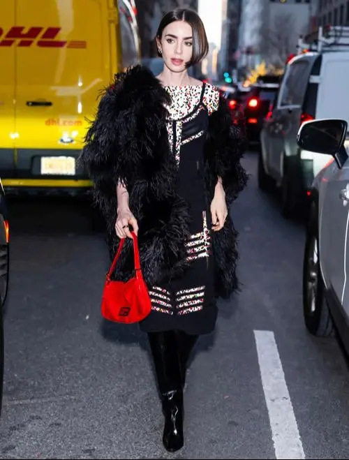 لیلی کالینز