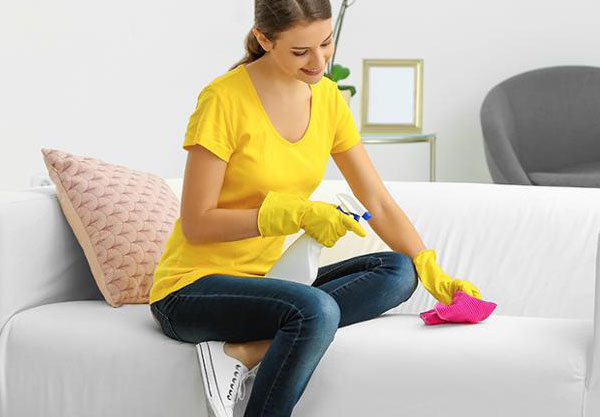 روش پاک کردن انواع لکه های مبل در خانه تکانی امسال