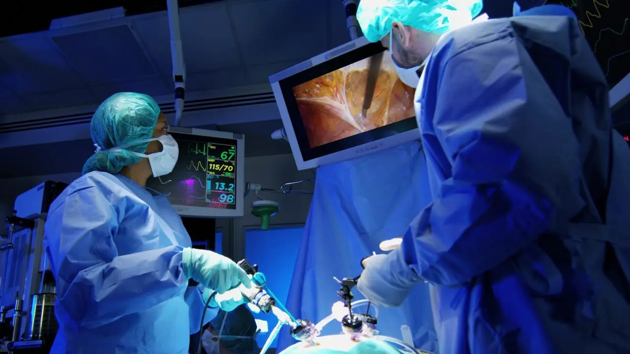  فاکتورهای موثر در عوارض برداشتن رحم و تخمدان