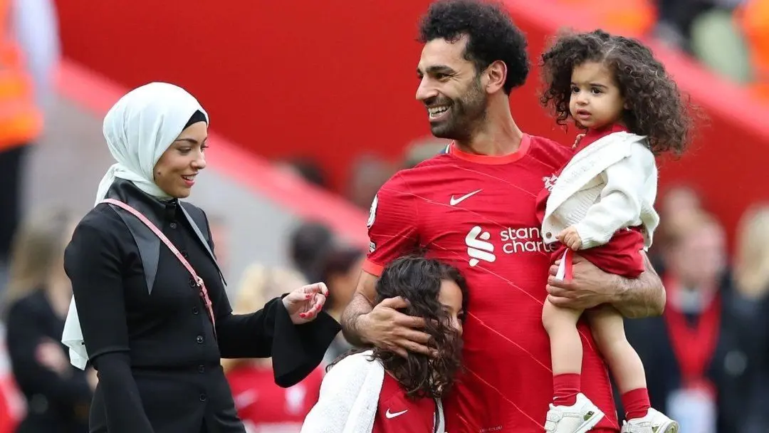 محمد صلاح و همسرش