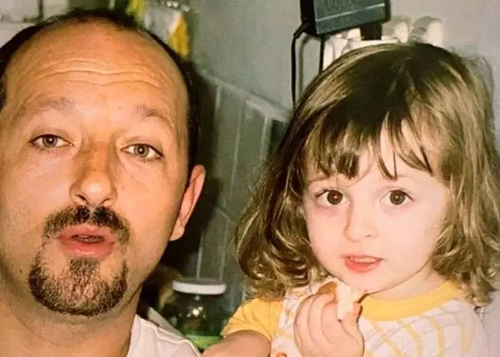 سارا و نیکا