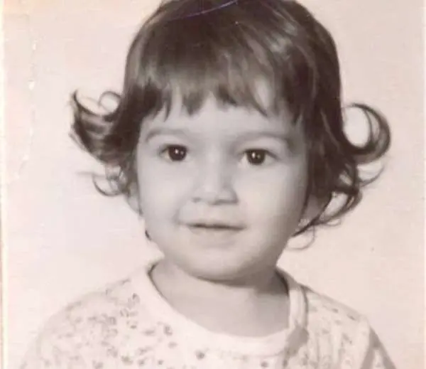  بیژن بنفشه خواه