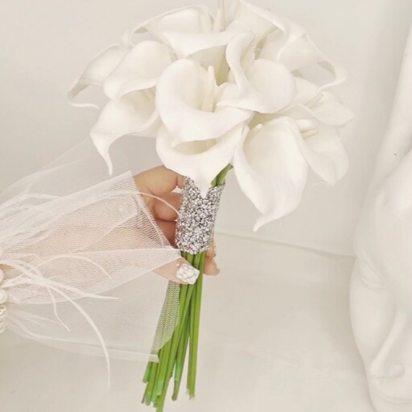 دسته گل عروس شیپوری، دسته گلی رویایی برای عروس خانم های لاکچری!