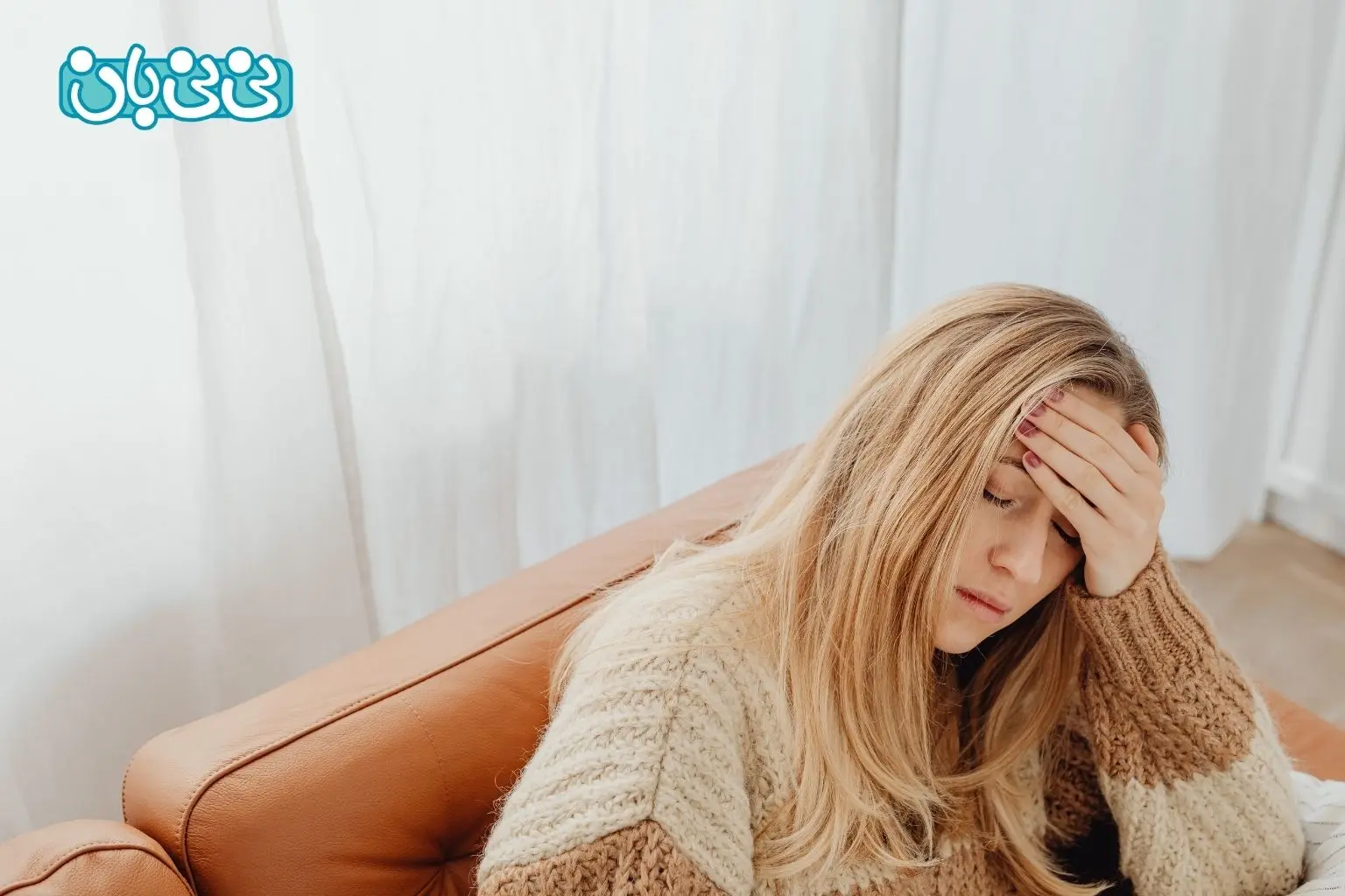 داغ شدن گوش و سردرد