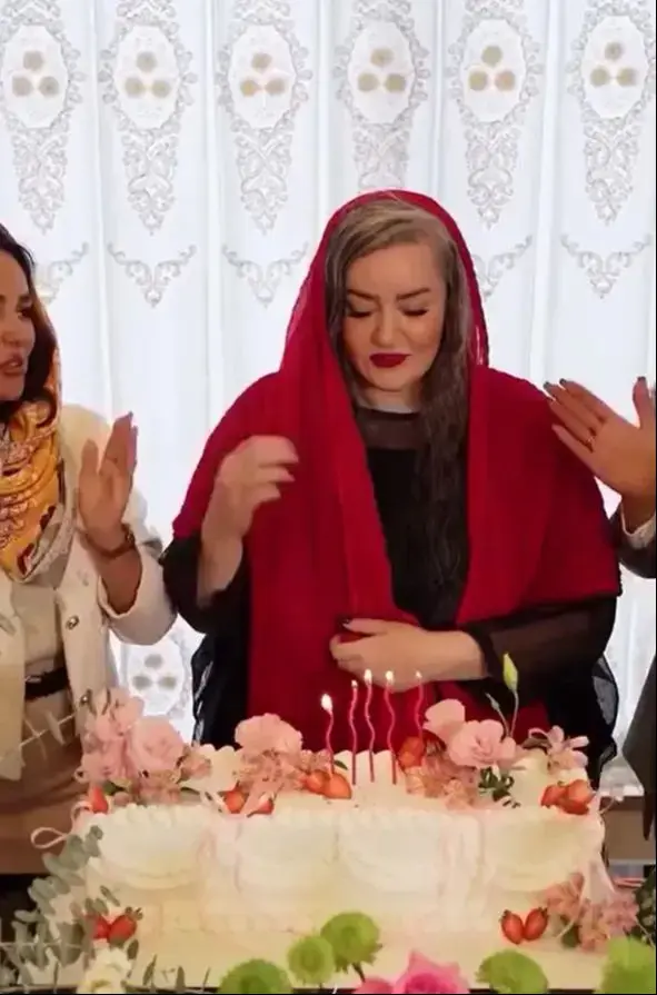 نعیمه نظام دوست