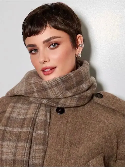 شباهت سوپرمدل به آدری هپبورن