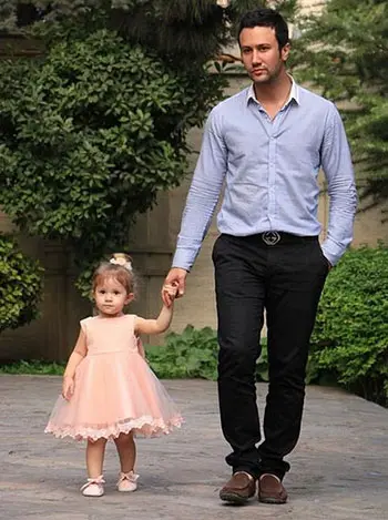 اسم‌های عجیب و غریب سلبریتی‌ها برای فرزندانشان؛ از «برکه» تا «ساتین»