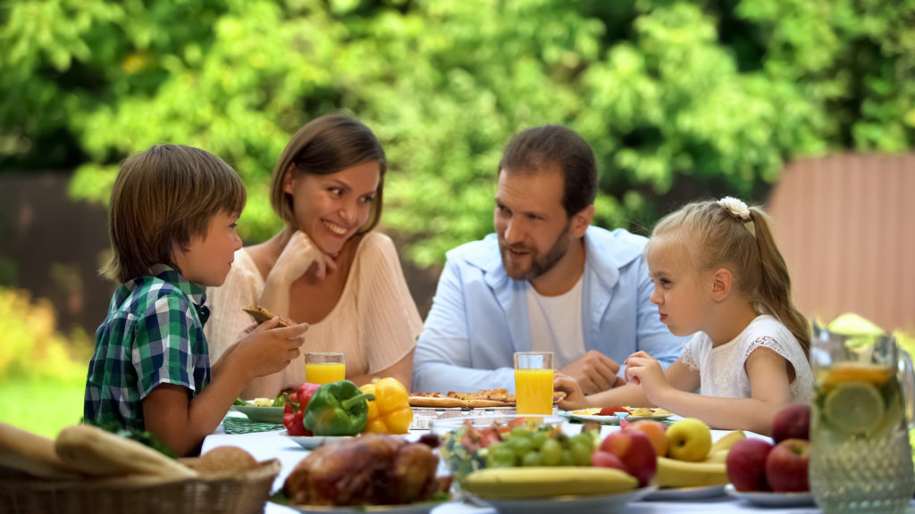 تربیت فرزند، به روش ایتالیایی: غذا، بازی و باور به خواب ظهرگاهی