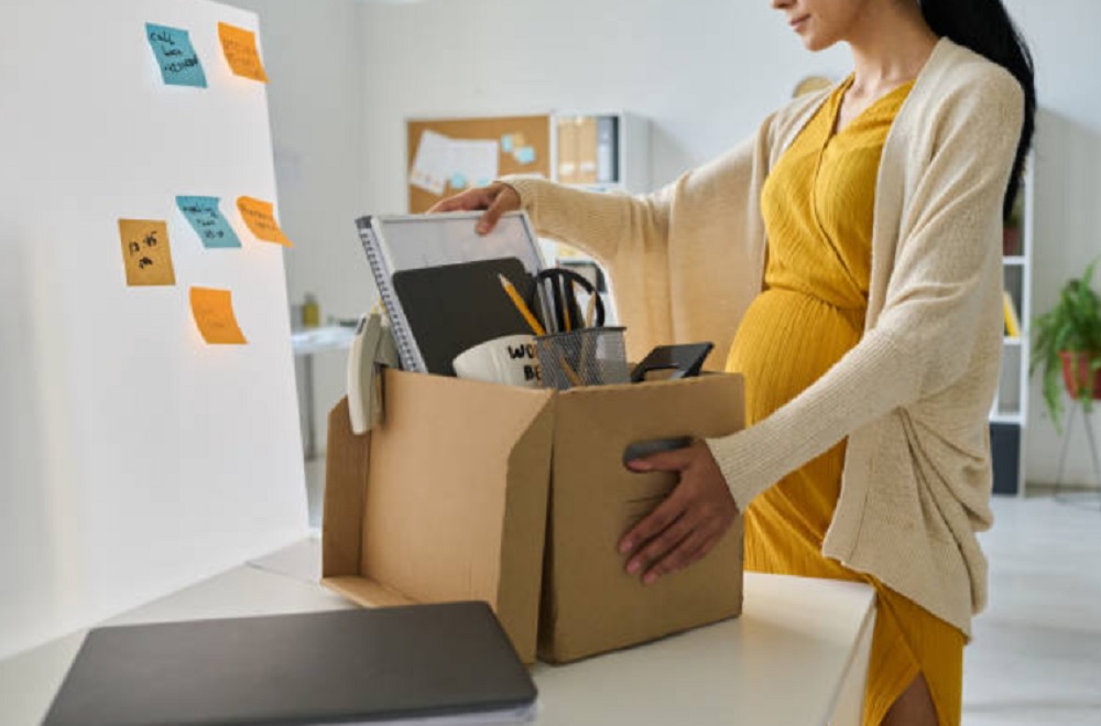 چه نکاتی را هنگام برداشتن اشیا در بارداری باید رعایت کرد؟
