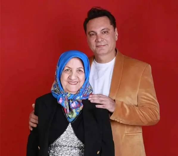 فرشید نوابی 