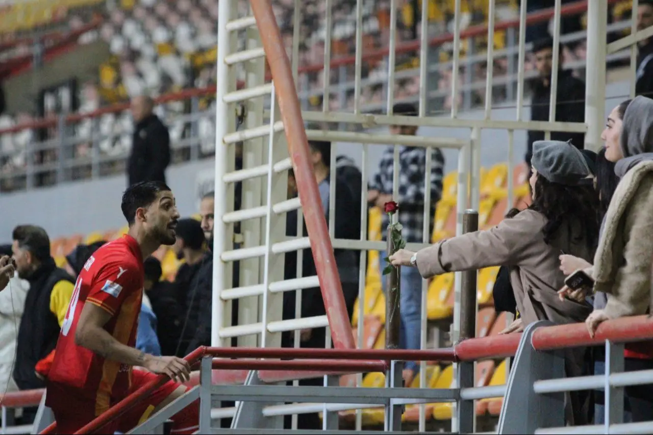 سنگرگیر و همسرش