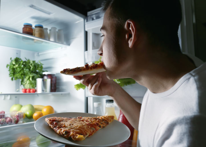 229196_late_night_eating_blog_lg_jpg_800×533_10_06_2024_11_29_PM