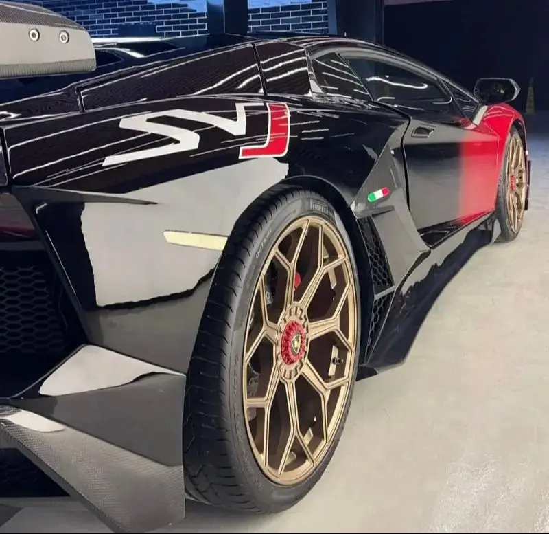  محمدرضا گلزار