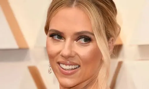 اسکارلت جوهانسون 