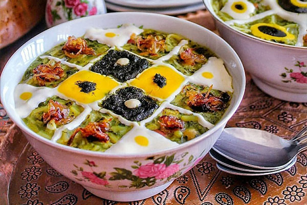 طرز تهیه آش مانتی ترکیه ای برای افطار ماه رمضان