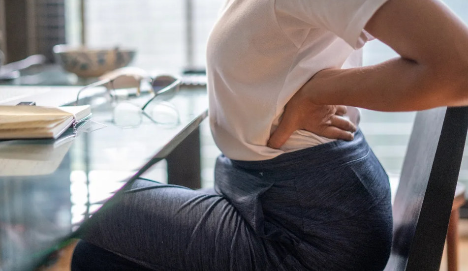 Dead_Butt_Syndrome_Exercises_Woman_Sitting_jpg_1200×675_10_06_2024