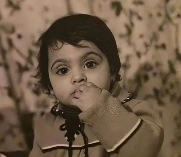 نیلوفر شهیدی