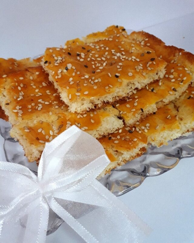روش پخت نان قندی در خانه/یک شیرینی سالم برای افطار و ماه رمضان!