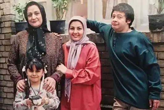 آناهیتا همتی