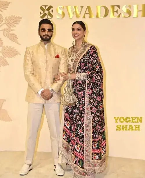 ساری گلدوزیشده دیپیکا