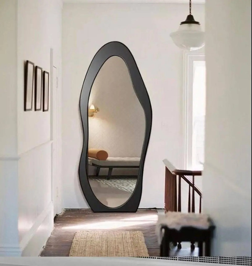 مدل آینه‌ های قدی مدرنیته زیبا، برای دکوراسیون خانه‌های خاص