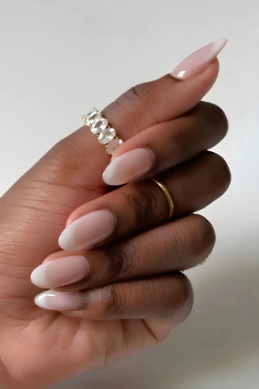 Muted-milky-French-manicure
